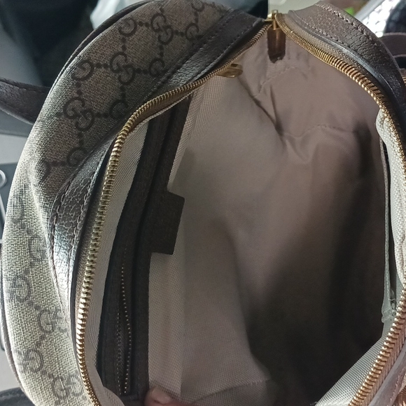 Gucci crossover (Back pack) - Picture 5 of 5